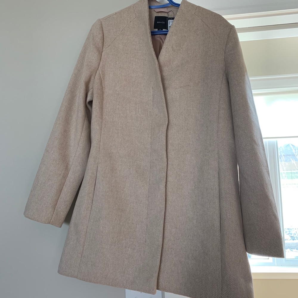 R.W and Co transition coat